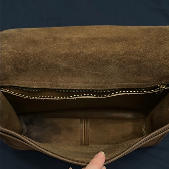 1970s Vintage Coach Tan 9635 Convertible Clutch - Picture 6 of 9